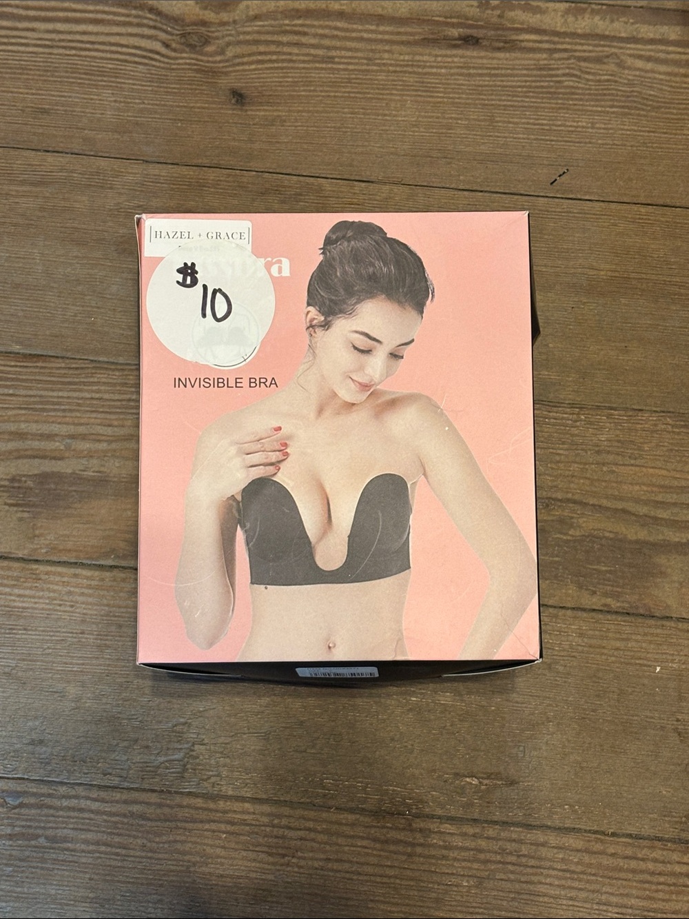 Black Strapless U-Plunge Invisible Bra